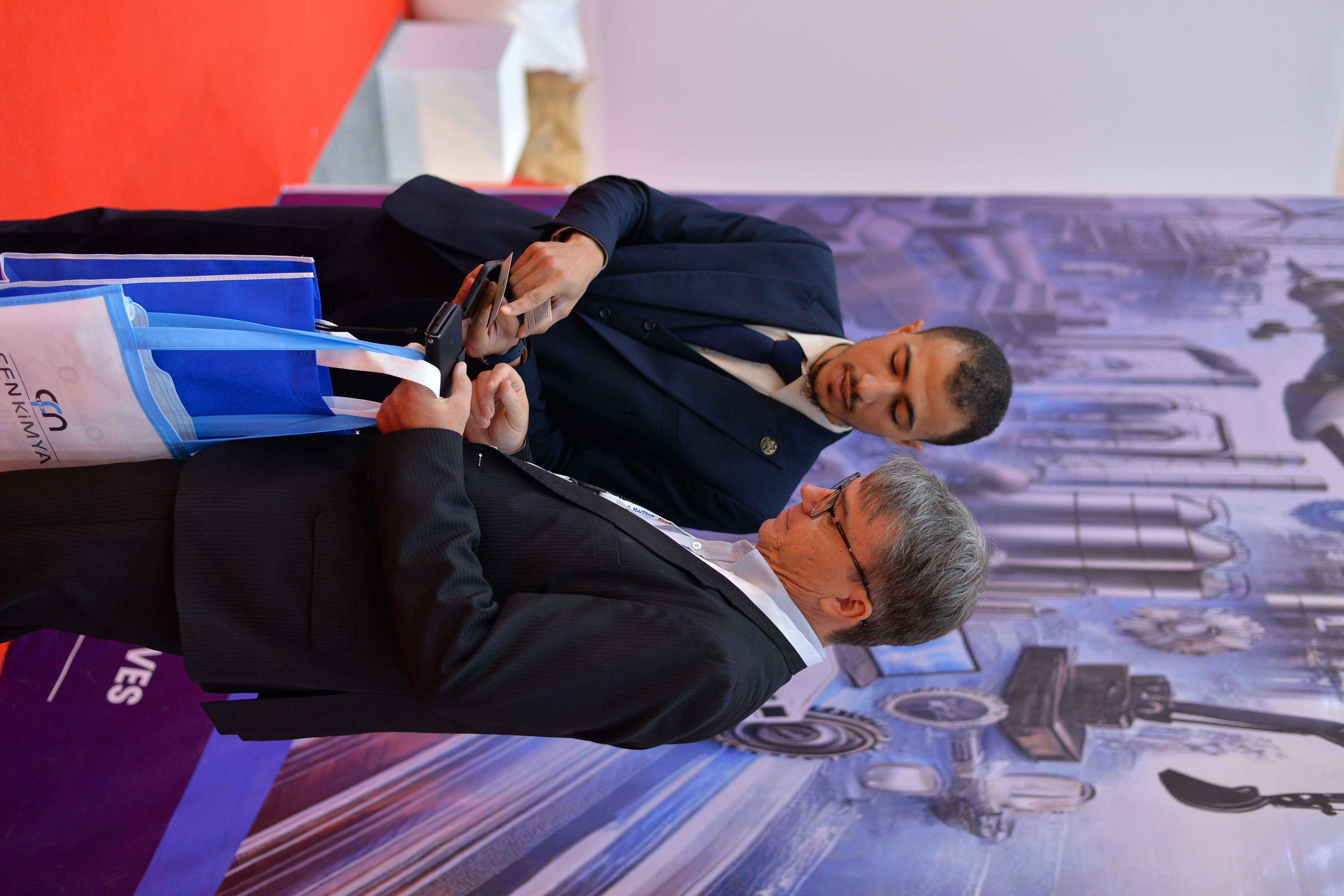 نماذج من المنتجات البلاستيكية - شركة اللدائن العالمية